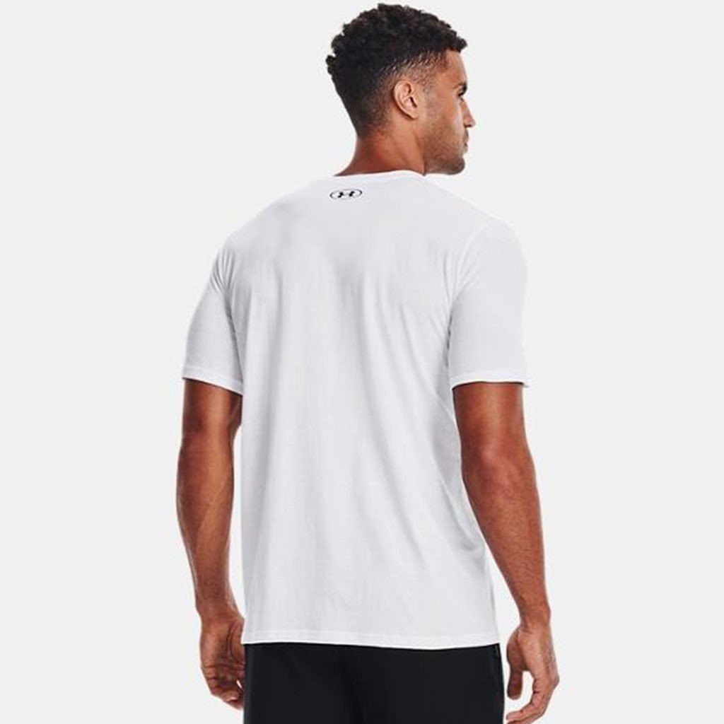 Under Armour Chest Stripe Erkek Tişört