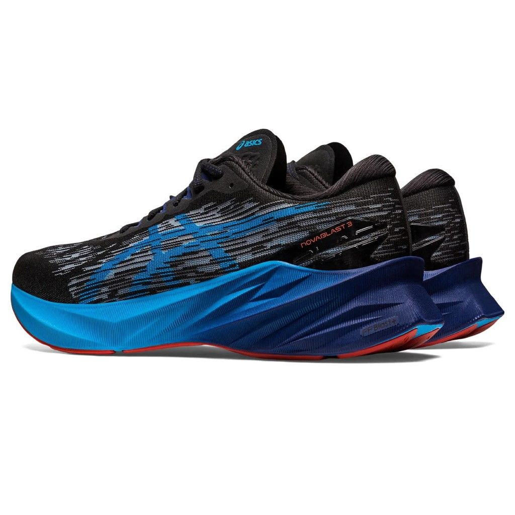 Asics  Novablast 3 Erkek Koşu Ayakkabısı