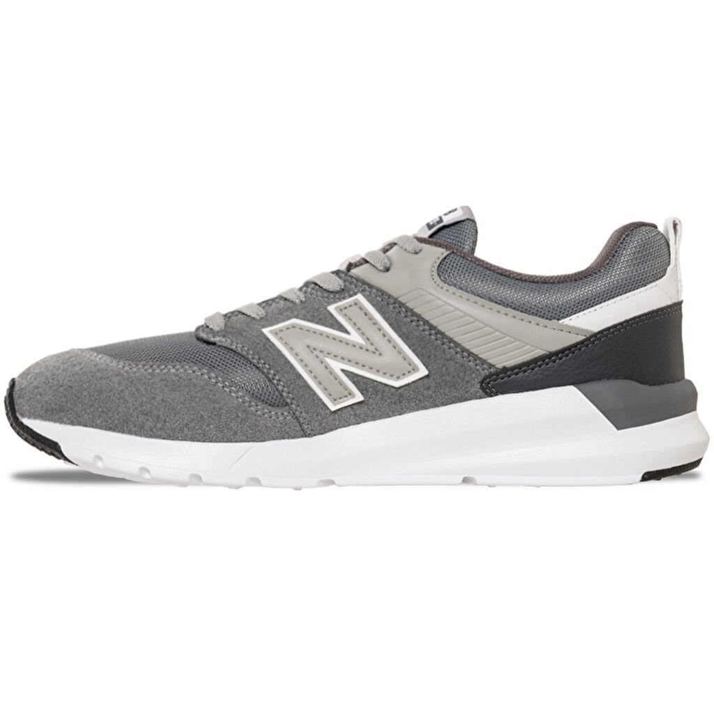 New Balance 009 Erkek Günlük Spor Ayakkabı