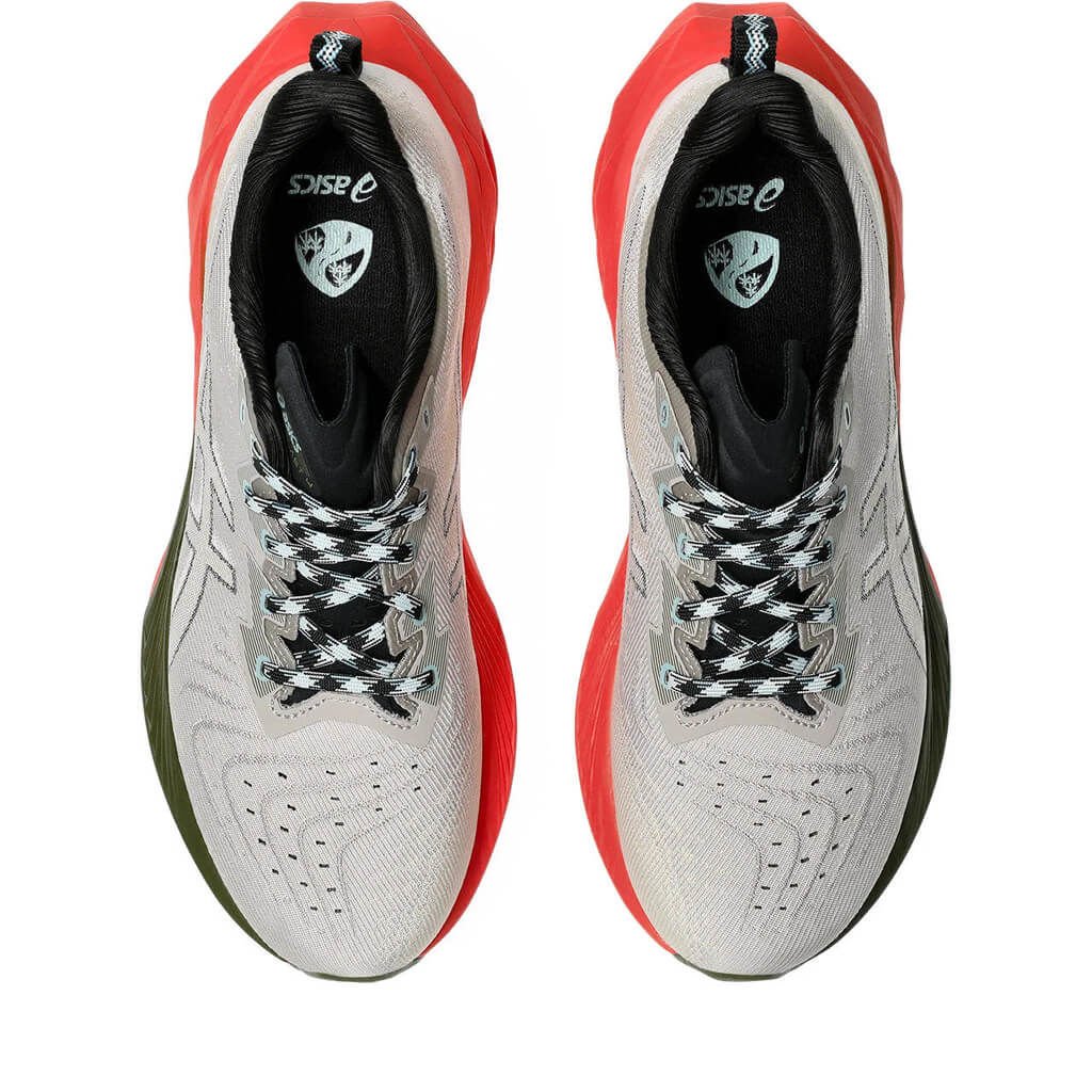 Asics Novablast 4 TR Erkek Koşu Ayakkabısı