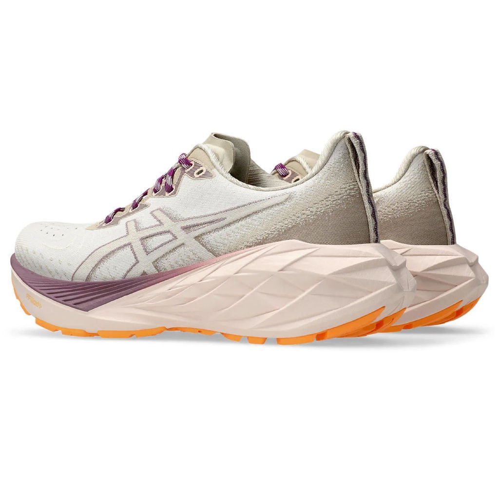 Asics Novablast 5 TR Kadın Koşu Ayakkabısı